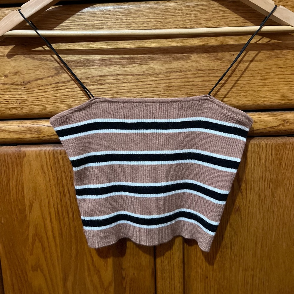 Kendall&Kylie crop top.